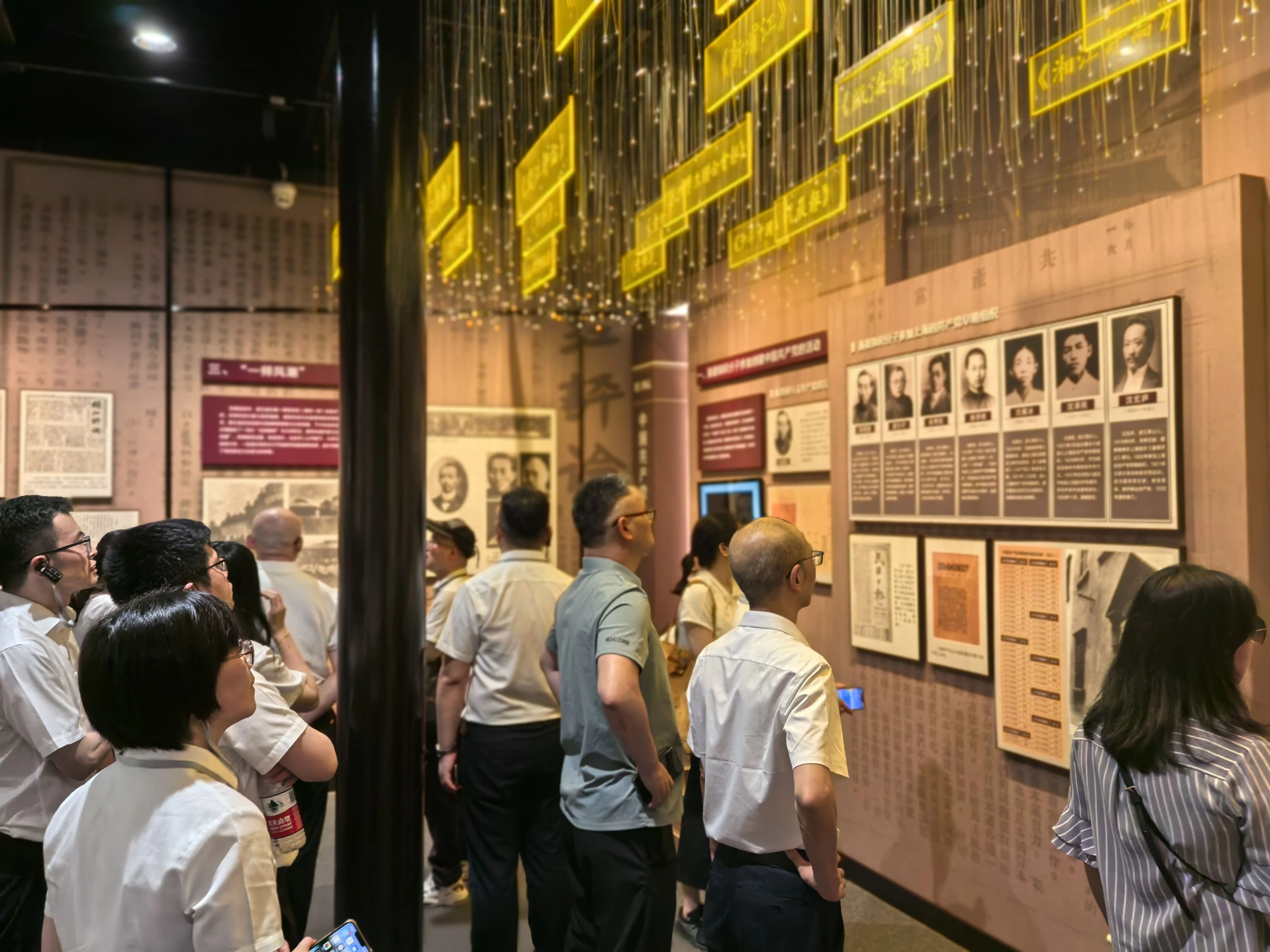 1751249765629823RBvu.jpg d03f0fb8da547858e35506e87655e27d.jpg